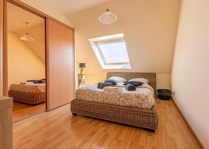 Charmante Maison Climatisee Avec Son Jardin A 5 Minutes De Dijon